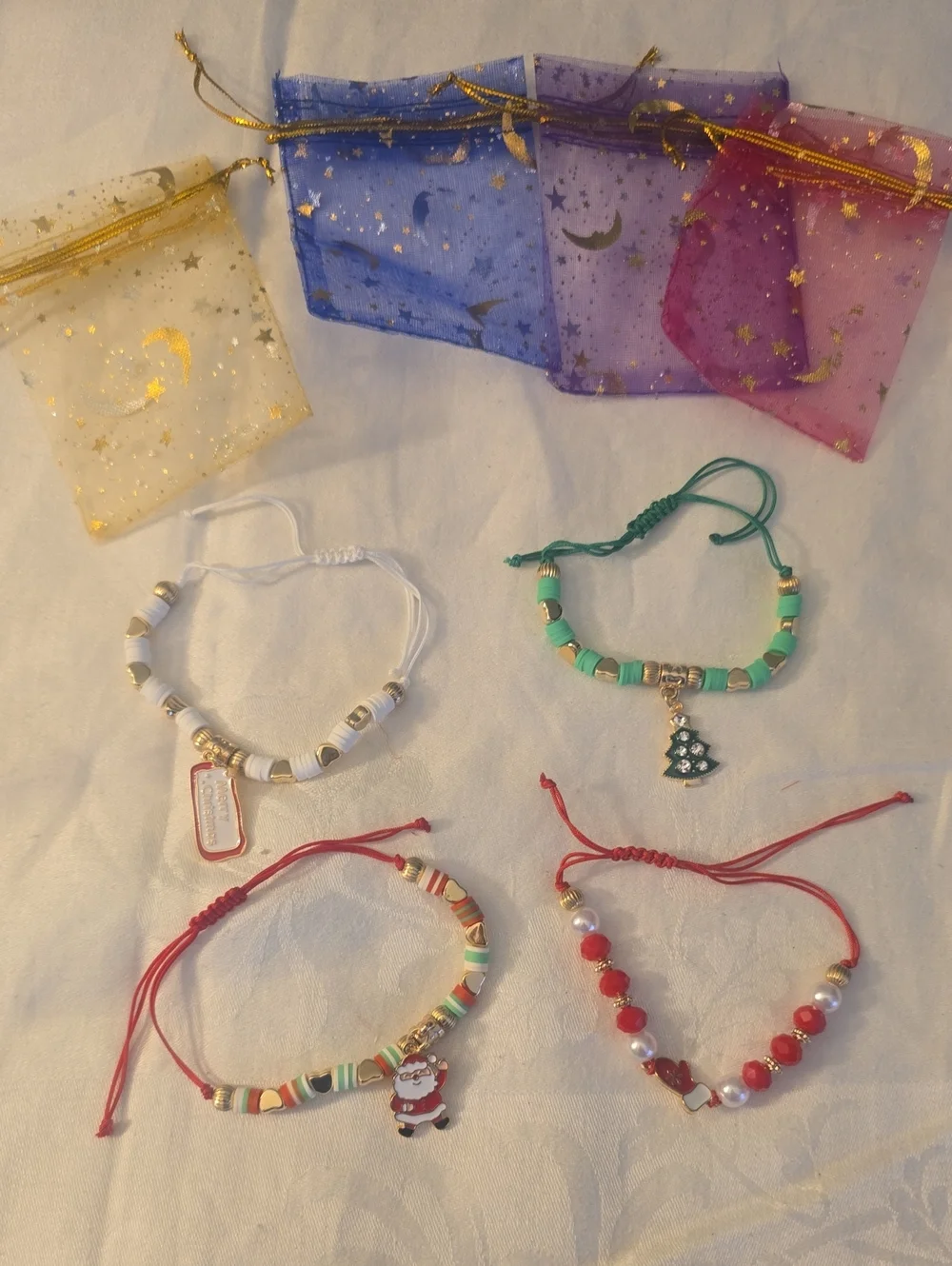 4 Christmas Charm Bracelet Set, Santa, Tree, Mitten, Merry Christmas, Gift Bags